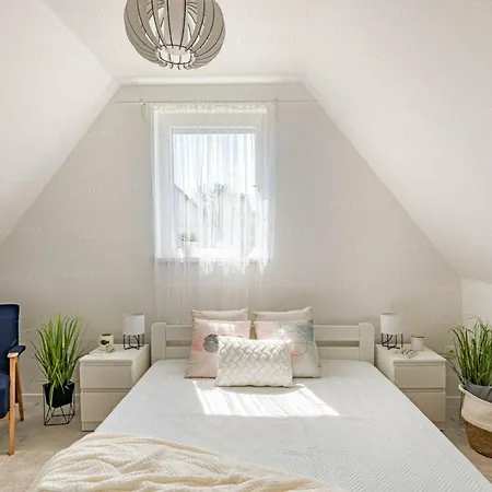 Madarasz 5 Deluxe Vendeghaz Villa Balatonalmádi