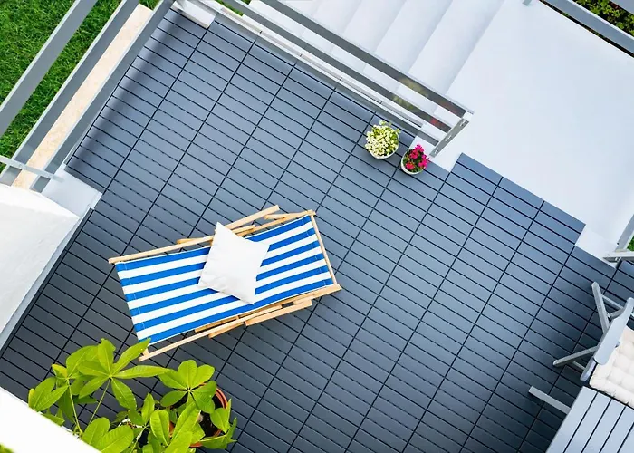 Madarasz 5 Deluxe Vendeghaz Villa Balatonalmádi
